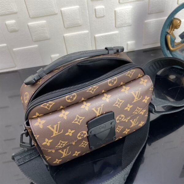 LOUIS VUITTON S LOCK MESSENGER MONOGRAM MACASSAR - LVB046 - Image 4