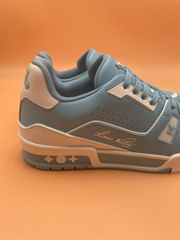 LOUIS VUITTON TRAINER SNEAKER BLUE – LVS125 - Image 5