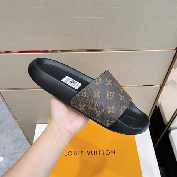 LOUIS VUITTON WATERFRONT MULE – LVSD028 - Image 3