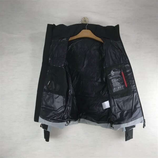 MONCLER COAT – MC134 - Image 3