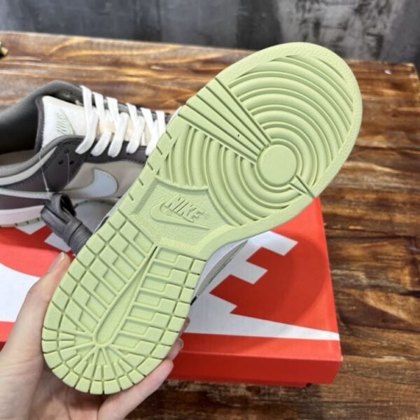 NIKE SB DUNK LOW SNEAKER – NSN018 - Image 8
