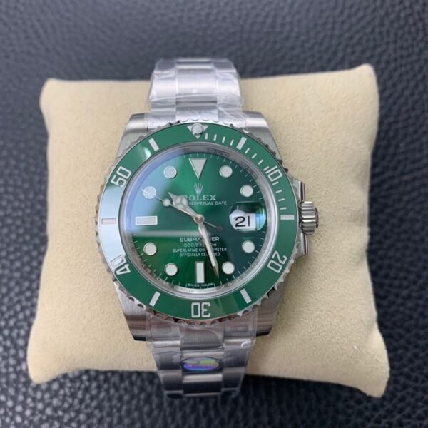 ROLEX OYSTER PERPETTUAL SUBMARINER DATE 41MM - RL030
