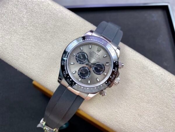ROLEX OYSTER PERPETUAL SUPERLATIVE CHRONOMETER OFFICIALLY CERTIFIED - RL008