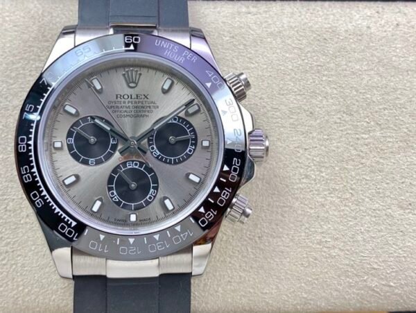 ROLEX OYSTER PERPETUAL SUPERLATIVE CHRONOMETER OFFICIALLY CERTIFIED - RL008 - Image 4