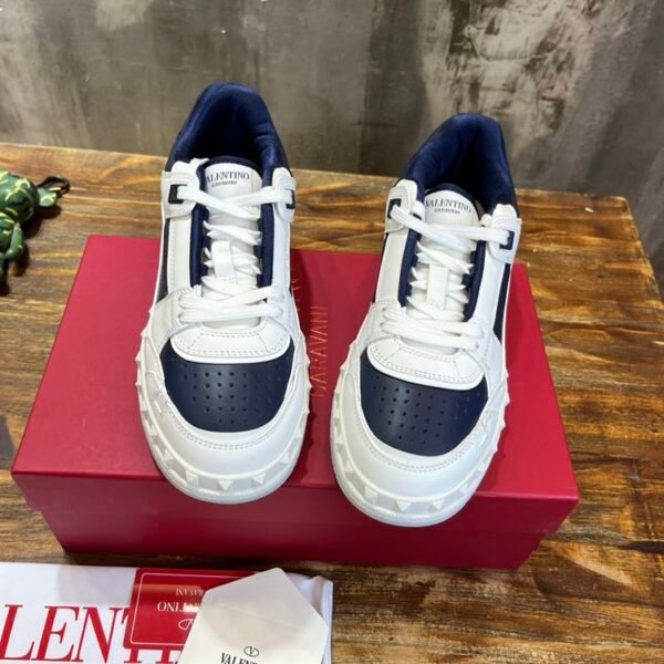VALENTINO FREEDOTS LOW-TOP SNEAKER IN CALFSKIN – VN006 - Image 3
